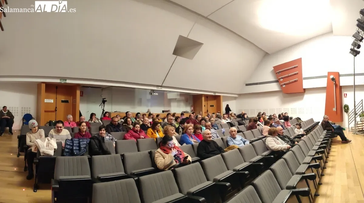Acto inaugural del XXXVII Certamen Nacional de Teatro 'Villa de Vitigudino' / CORRAL
