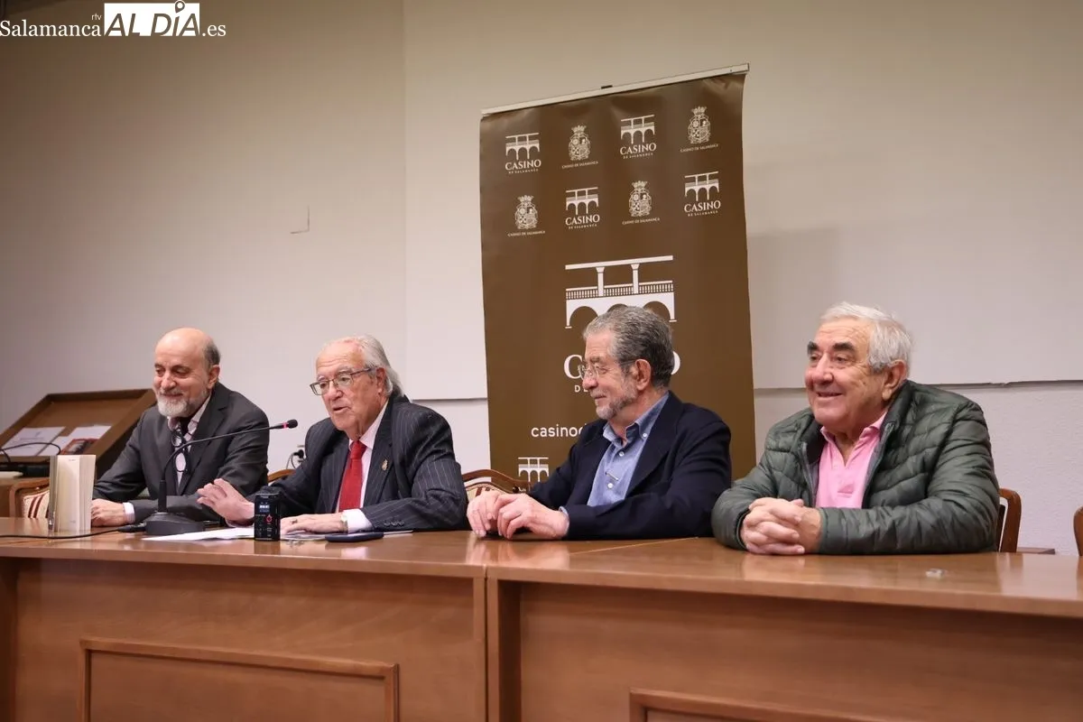Presentación de la programación del Casino de Salamanca con motivo del centenario del nacimiento de Carmen Martín Gaite. Foto de David Sañudo