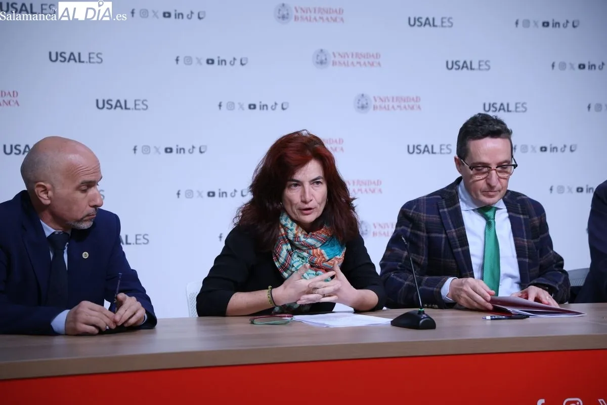 Presentación de los Premios Cum Laude al Talento Joven para potenciar el mérito académico y profesional de los universitarios. Foto de David Sañudo