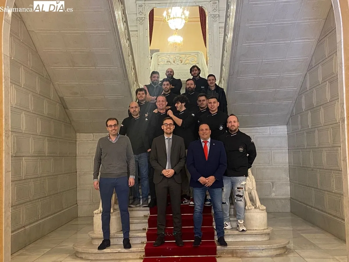 Presentación en el Ayuntamiento de la expedición salmantina que irá a Madrid Fusión la próxima temporada. Foto de Vanesa Martins
