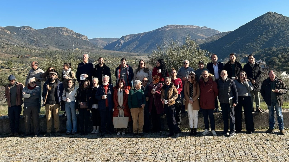 Encuentro de 17 asociaciones y entidades de la Raya en Barca dAlva