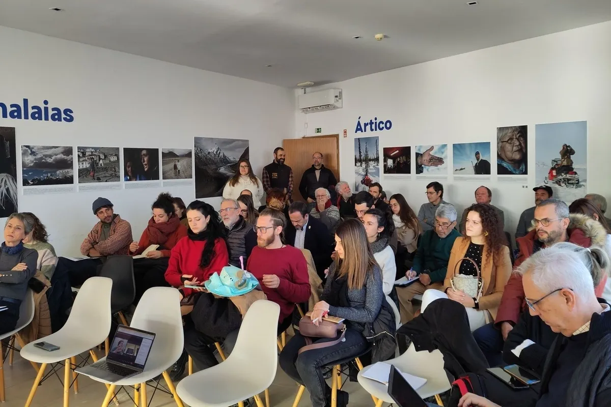 Segundo encuentro de 17 asociaciones de la Raya en Barca d'Alva