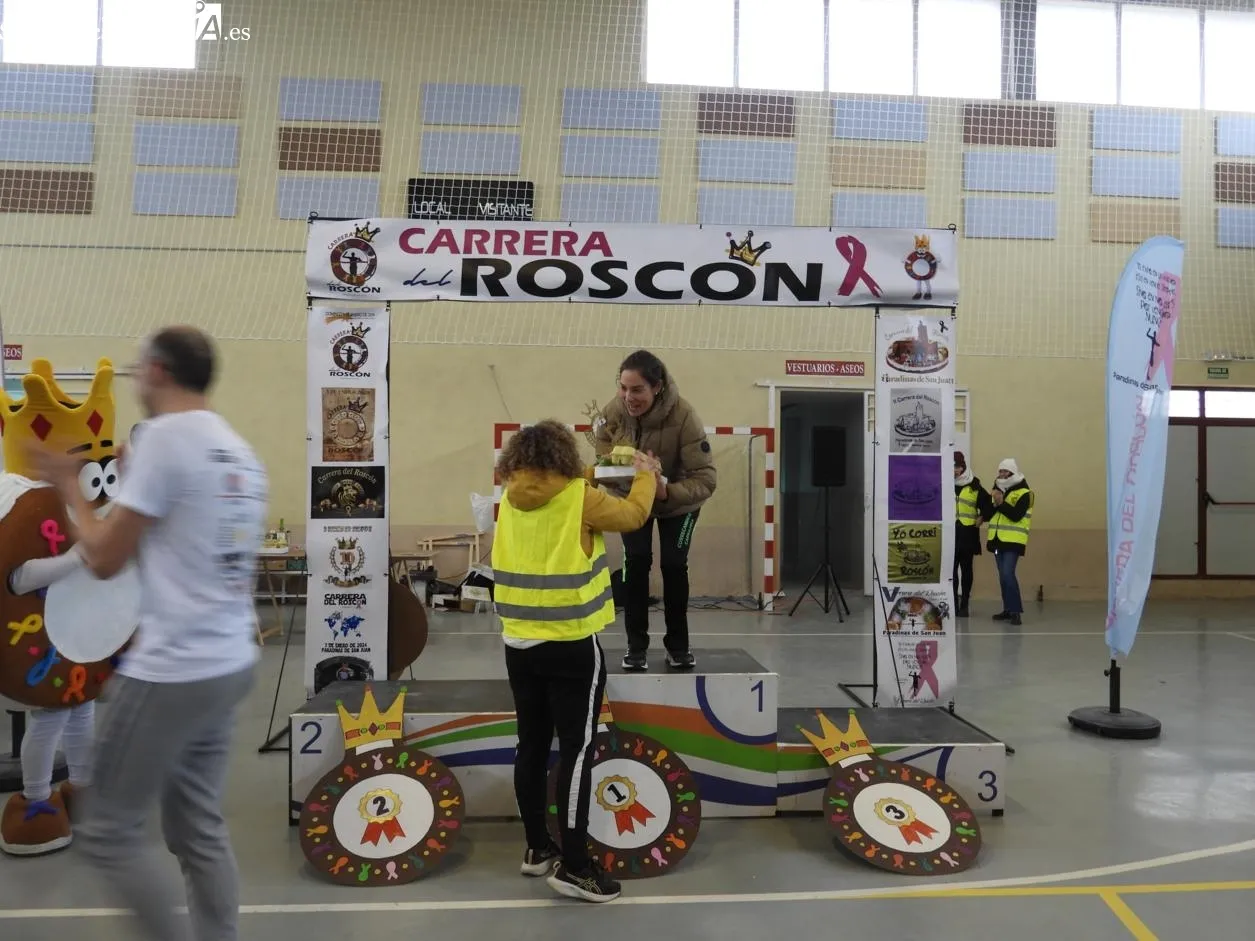 Carrera del roscón en Paradinas de San Juan | Fotos: Orycronsport