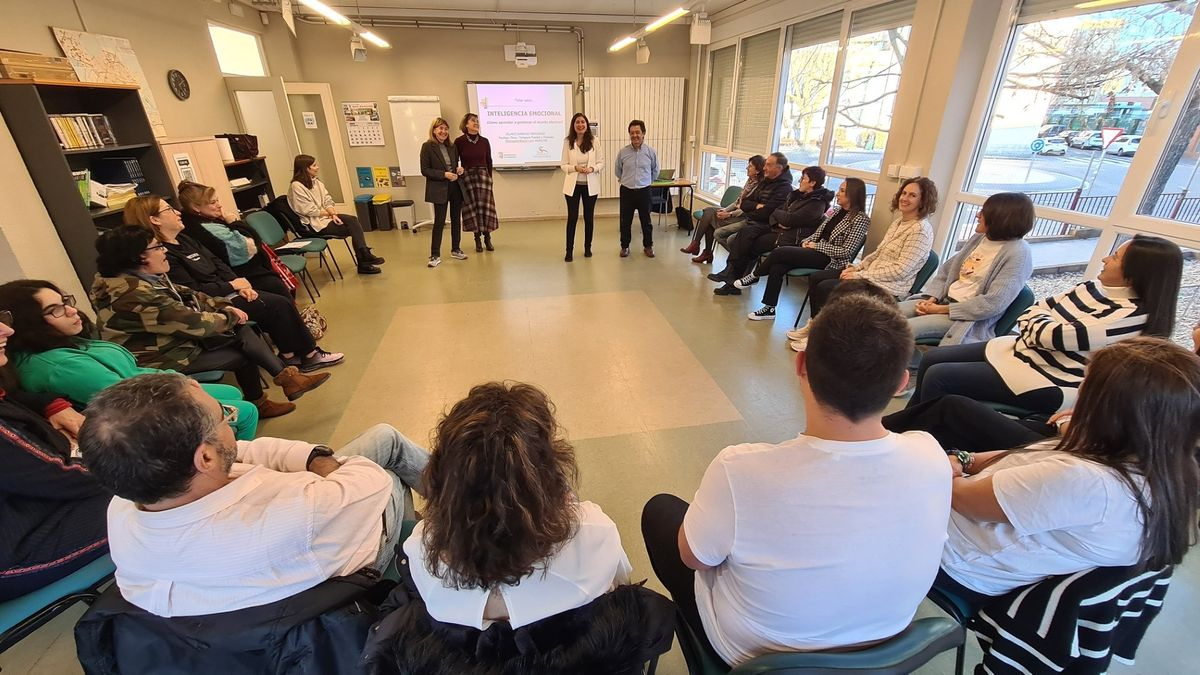 El Ayuntamiento de Salamanca ofrece herramientas psicoeducativas a padres y madres