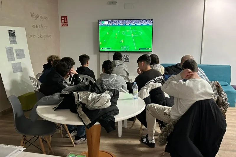 Foto 2 - Buena participaci&oacute;n en el tradicional Torneo navide&ntilde;o del videojuego FC25, que ya corona a sus ganadores