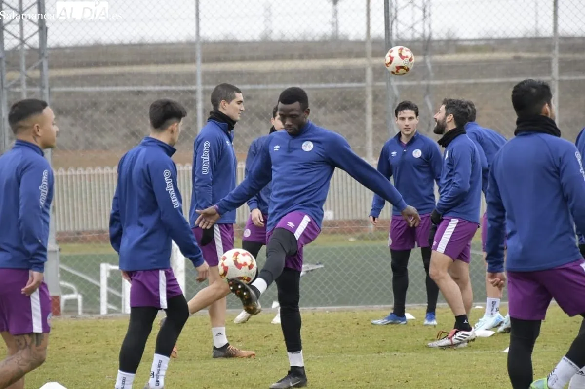 Entrenamiento del Salamanca UDS en el Anexo