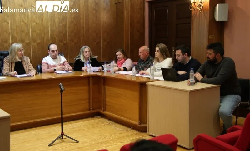 Foto 7 - Partido Popular, PSOE y Ciudadanos a favor de reducir en un 30% la tarifa del agua