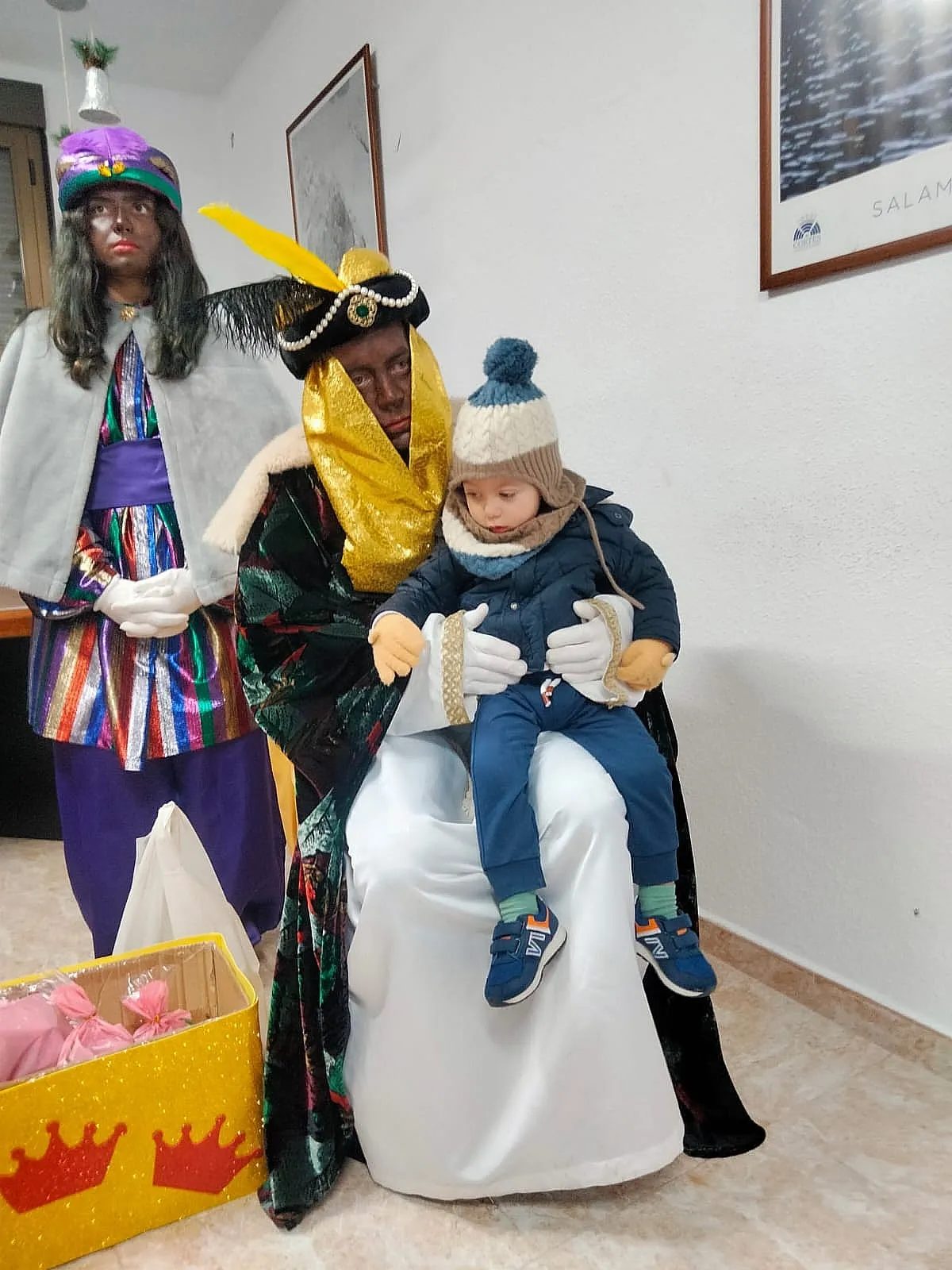 Foto 6 - Los m&aacute;s peque&ntilde;os de El Bod&oacute;n reciben a los Reyes Magos 
