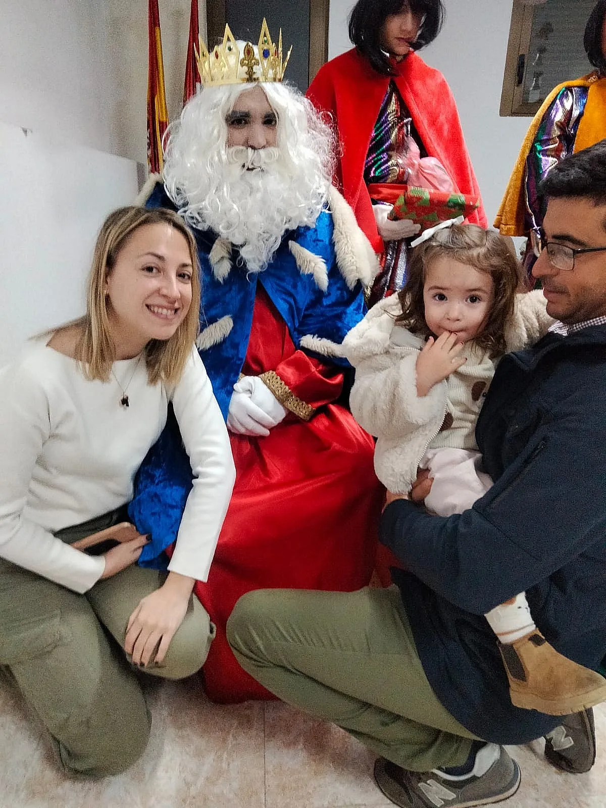 Foto 11 - Los m&aacute;s peque&ntilde;os de El Bod&oacute;n reciben a los Reyes Magos 