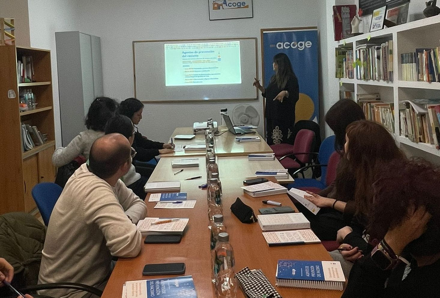 La lucha contra el ambiente discriminatorio: proyectos y talleres para la sociedad