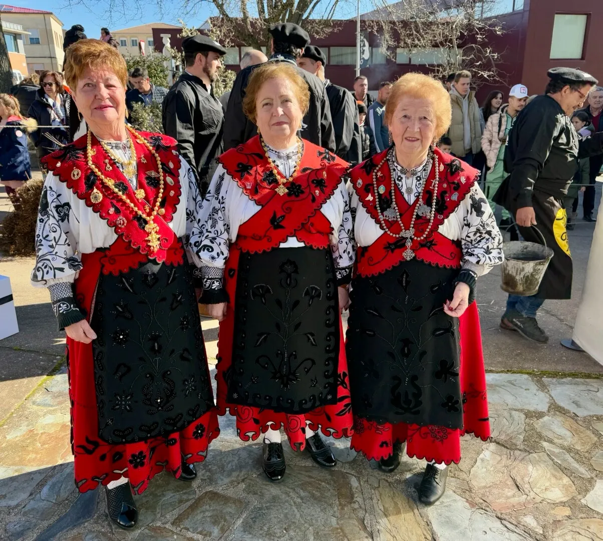 Gran arranque de la 39ª Jornadas de la Matanza Típica de Guijuelo | FOTOS: Ayuntamiento de Guijuelo 