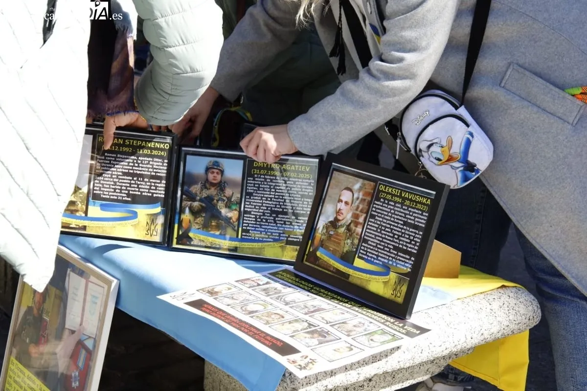 Salamanca recuerda a Ucrania en el tercer aniversario desde que estalló la guerra | FOTOS: David Domínguez