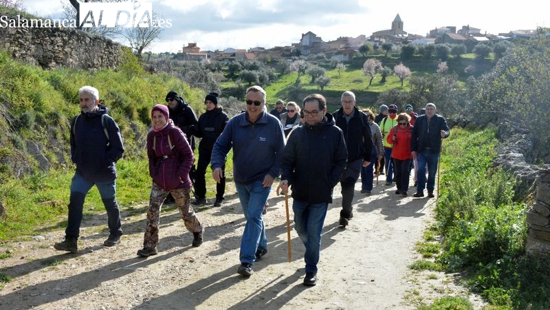 El sábado 15 de febrero se celebra la marcha Almendros en flor en La Fregeneda