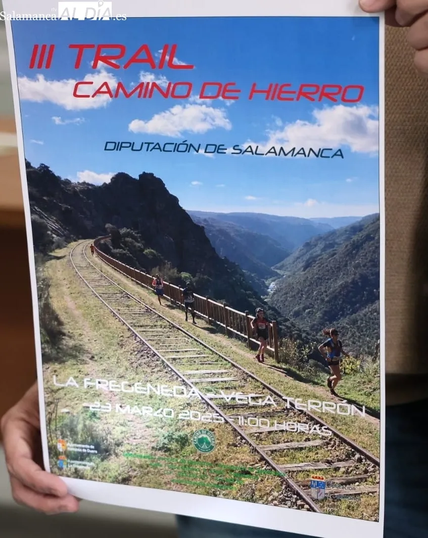 De iz,a der., Casimiro Blanco y Jesús María Ortiz en la presentación del III Trail Camino de Hierro / FOTOS: DAVID SAÑUDO 