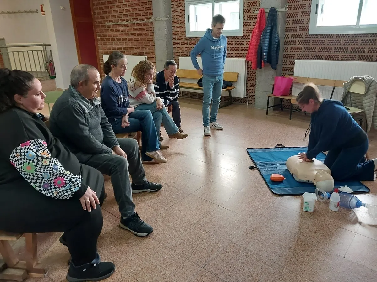 Curso de primeros auxilios y manejo de desfibrilador DESA en El Cubo de Don Sancho