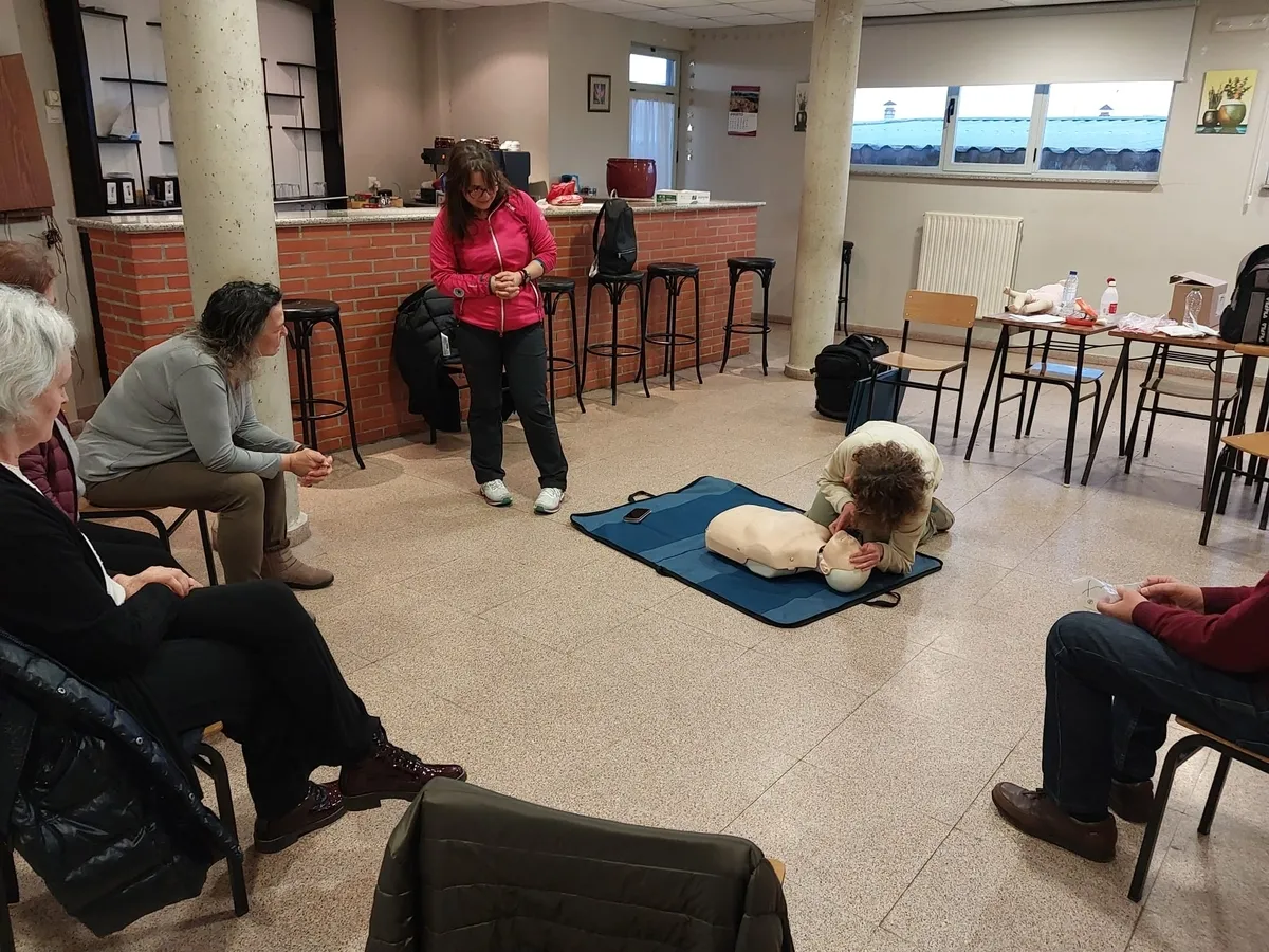 Curso de primeros auxilios y manejo de desfibrilador DESA en El Cubo de Don Sancho