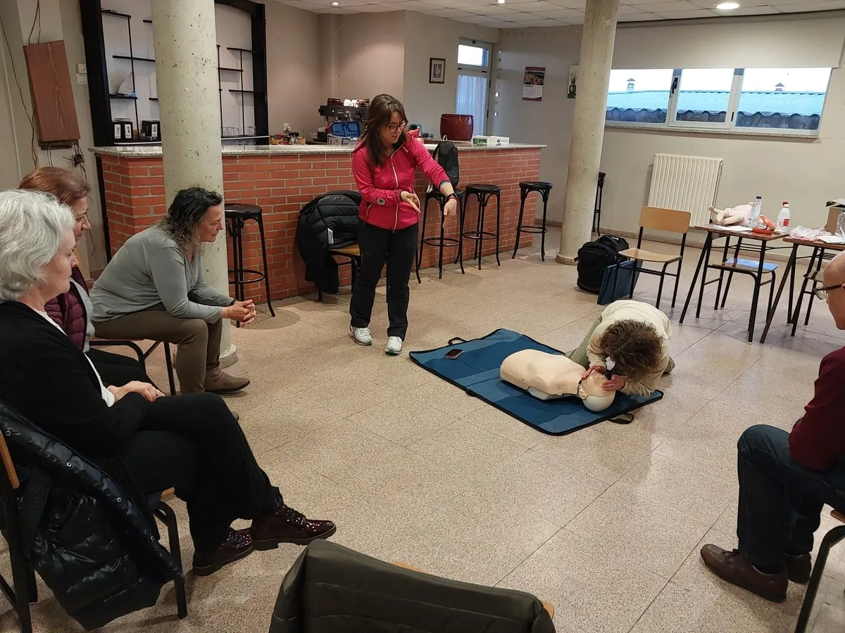 Curso de primeros auxilios y manejo de desfibrilador DESA en El Cubo de Don Sancho