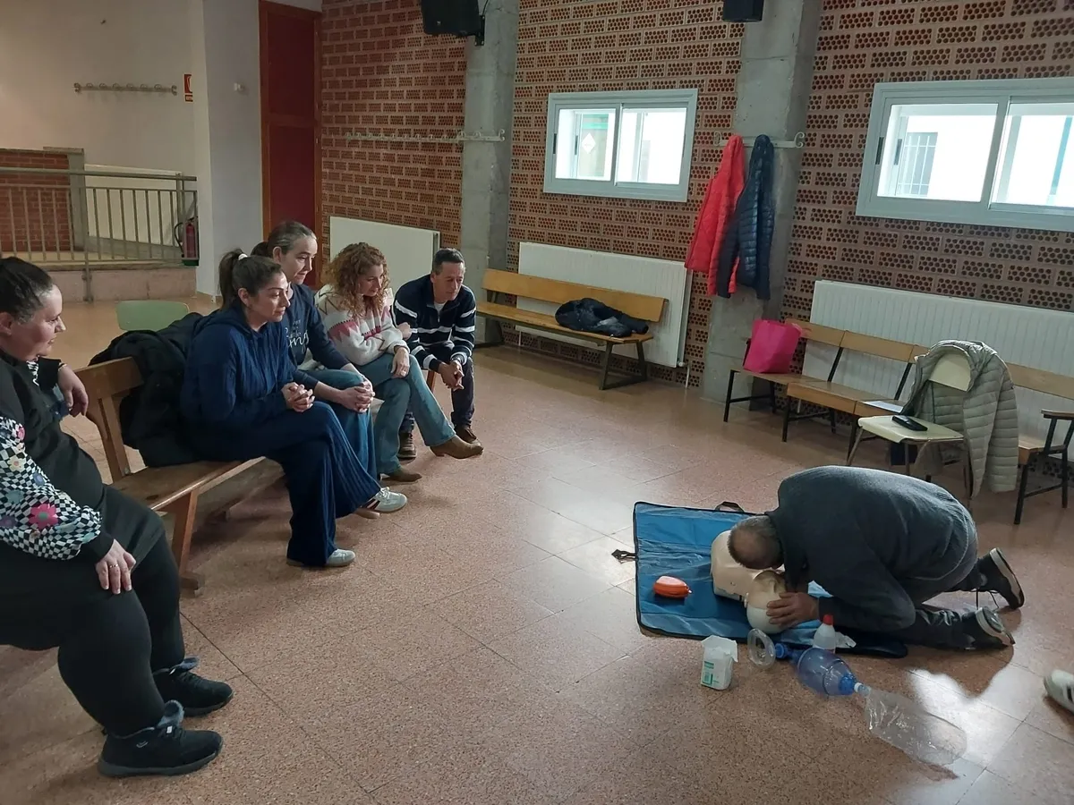 Curso de primeros auxilios y manejo de desfibrilador DESA en El Cubo de Don Sancho