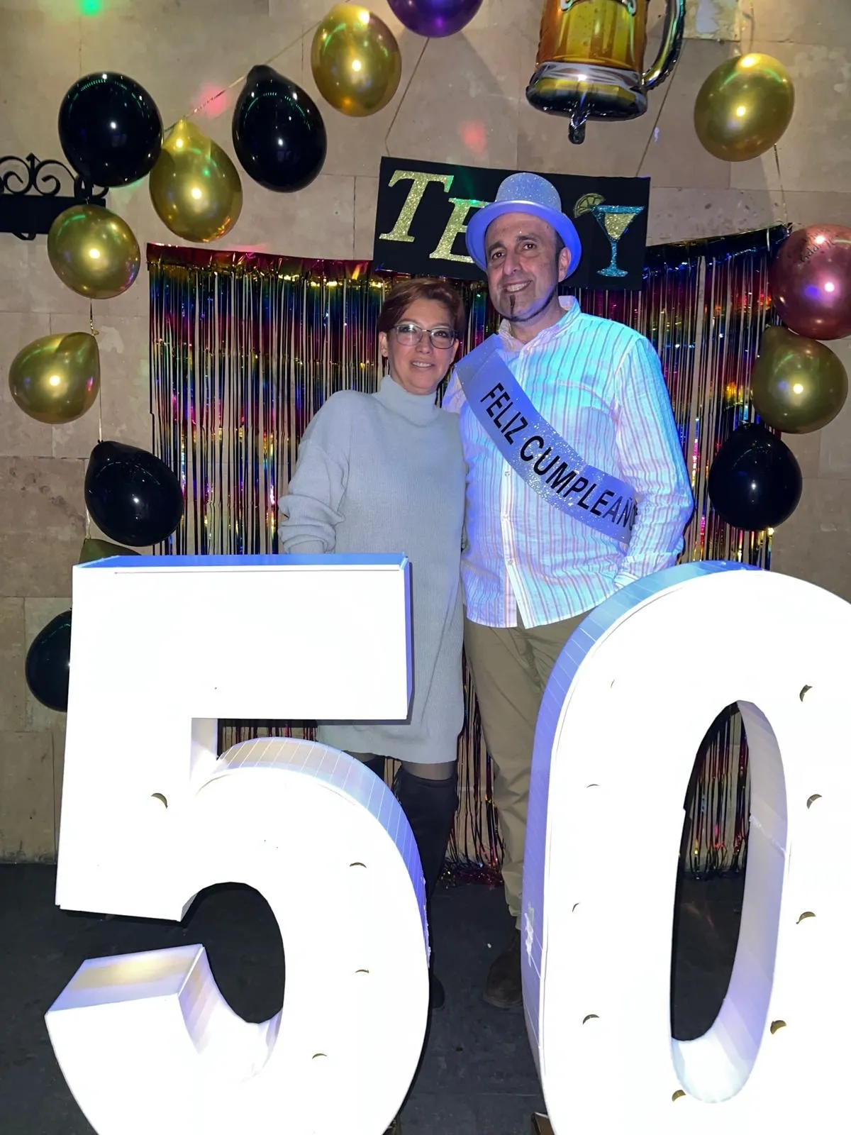 Foto 4 - Teo Marcos sopla las velas de su 50 cumplea&ntilde;os en una sorprendente fiesta