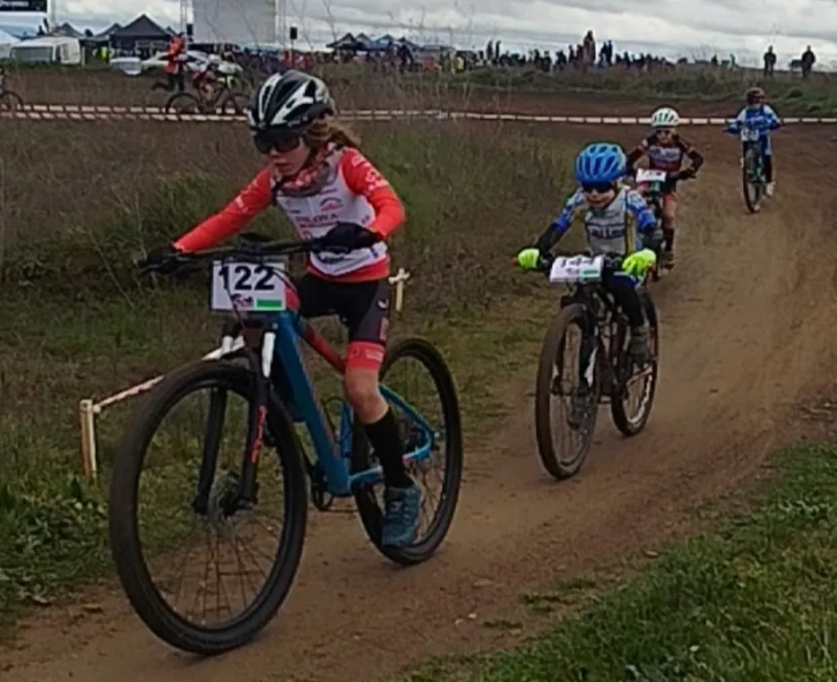 Foto 6 - El Club de J&oacute;venes Ciclistas se congratula por el desarrollo y sus resultados en el Gran Premio de Gallegos