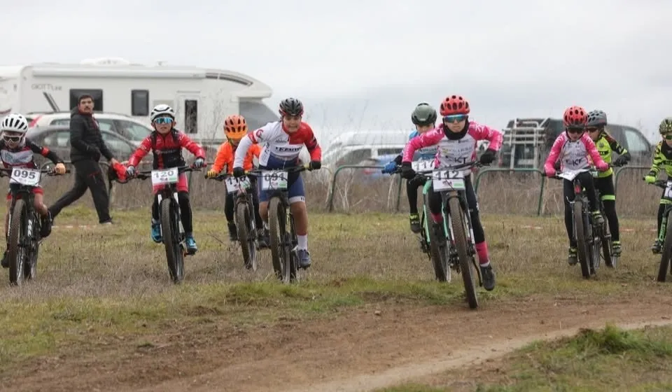 Foto 3 - El Club de J&oacute;venes Ciclistas se congratula por el desarrollo y sus resultados en el Gran Premio de Gallegos