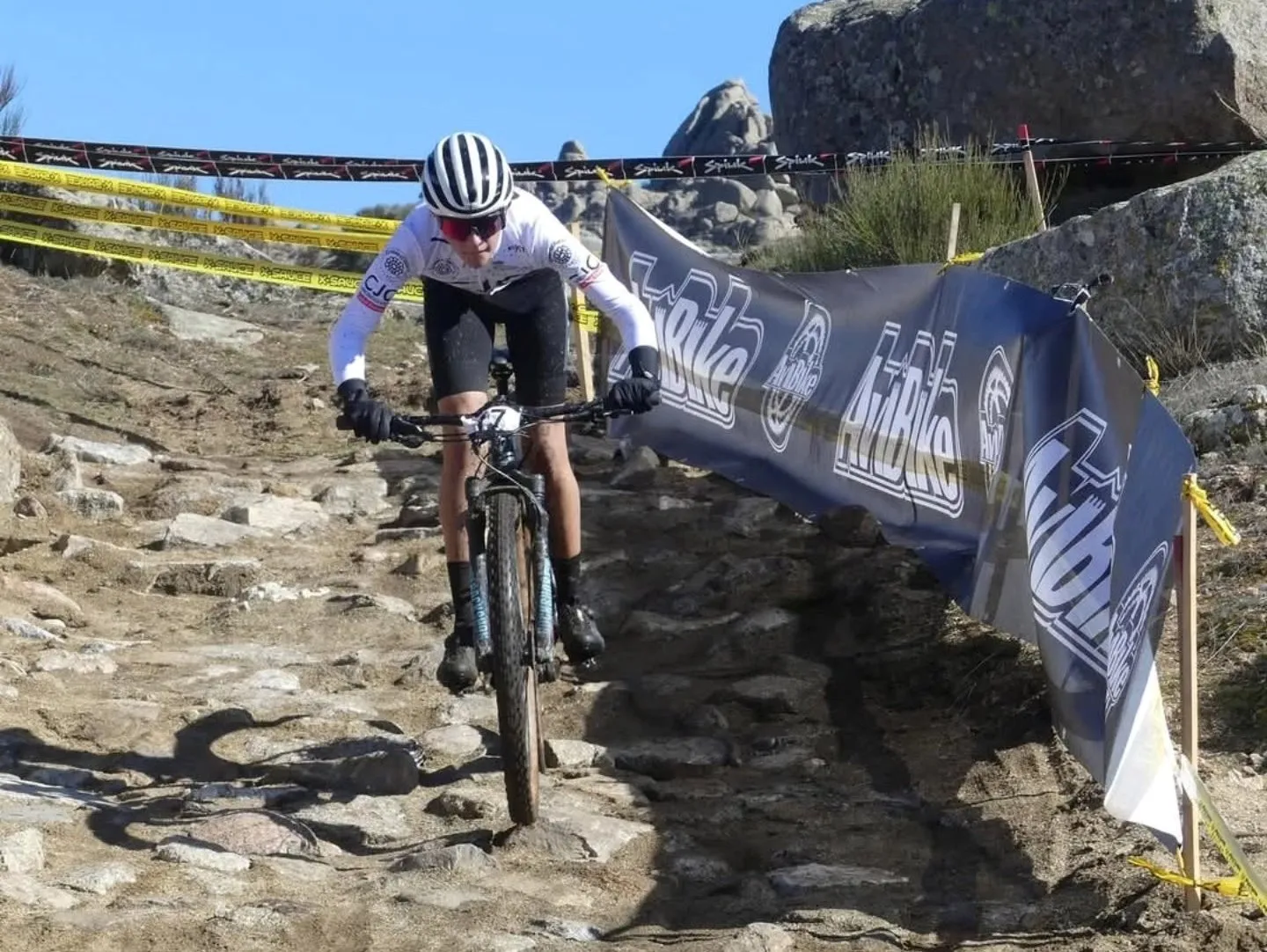 Foto 3 - Diego Marcos Barco se proclama campe&oacute;n de Castilla y Le&oacute;n de BTT