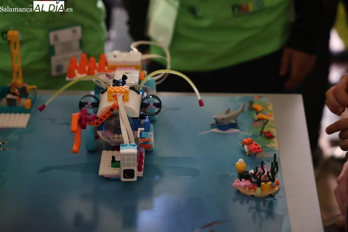 Gran participación de jóvenes en la IX edición del torneo First Lego League Salamanca | FOTOS: David Sañudo 