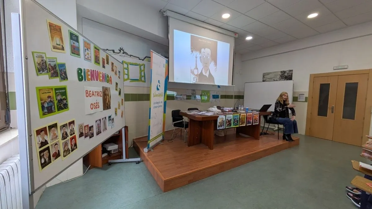 Encuentro de los alumnos del colegio San Juan Bosco con la escritora Beatriz Osés