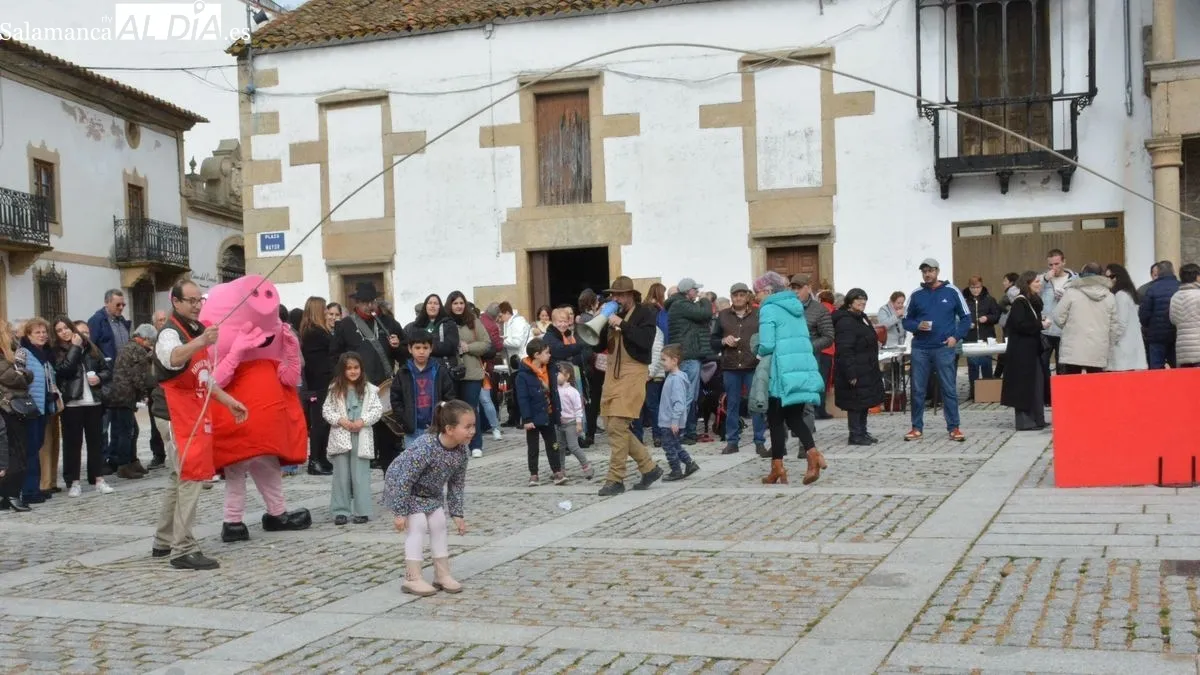 Foto 10 - Lumbrales vive una animada Fiesta de la Matanza Tradicional