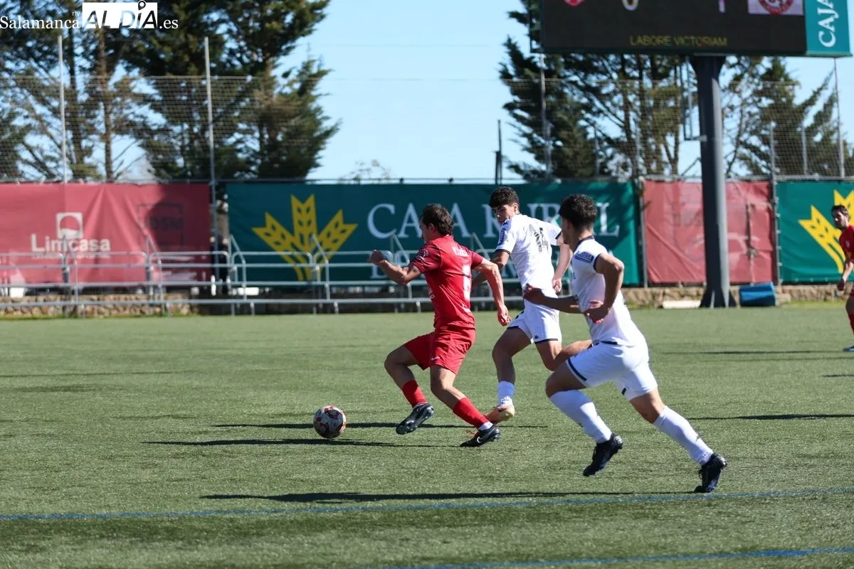 Derrota del Santa Marta en casa frente al Júpter Leonés (0-1) | FOTOS: David Sañudo 