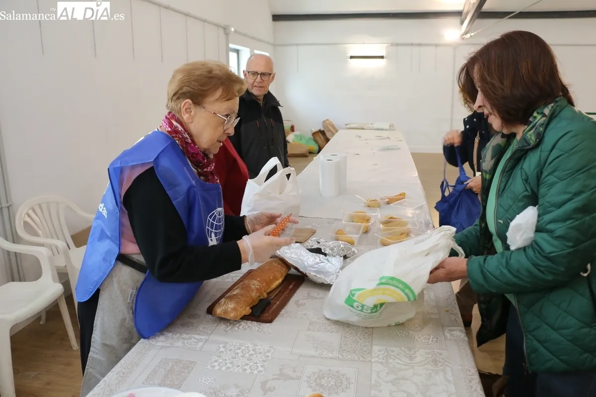 Nueva edición del bocata solidario de Manos Unidas en Vitigudino / CORRAL