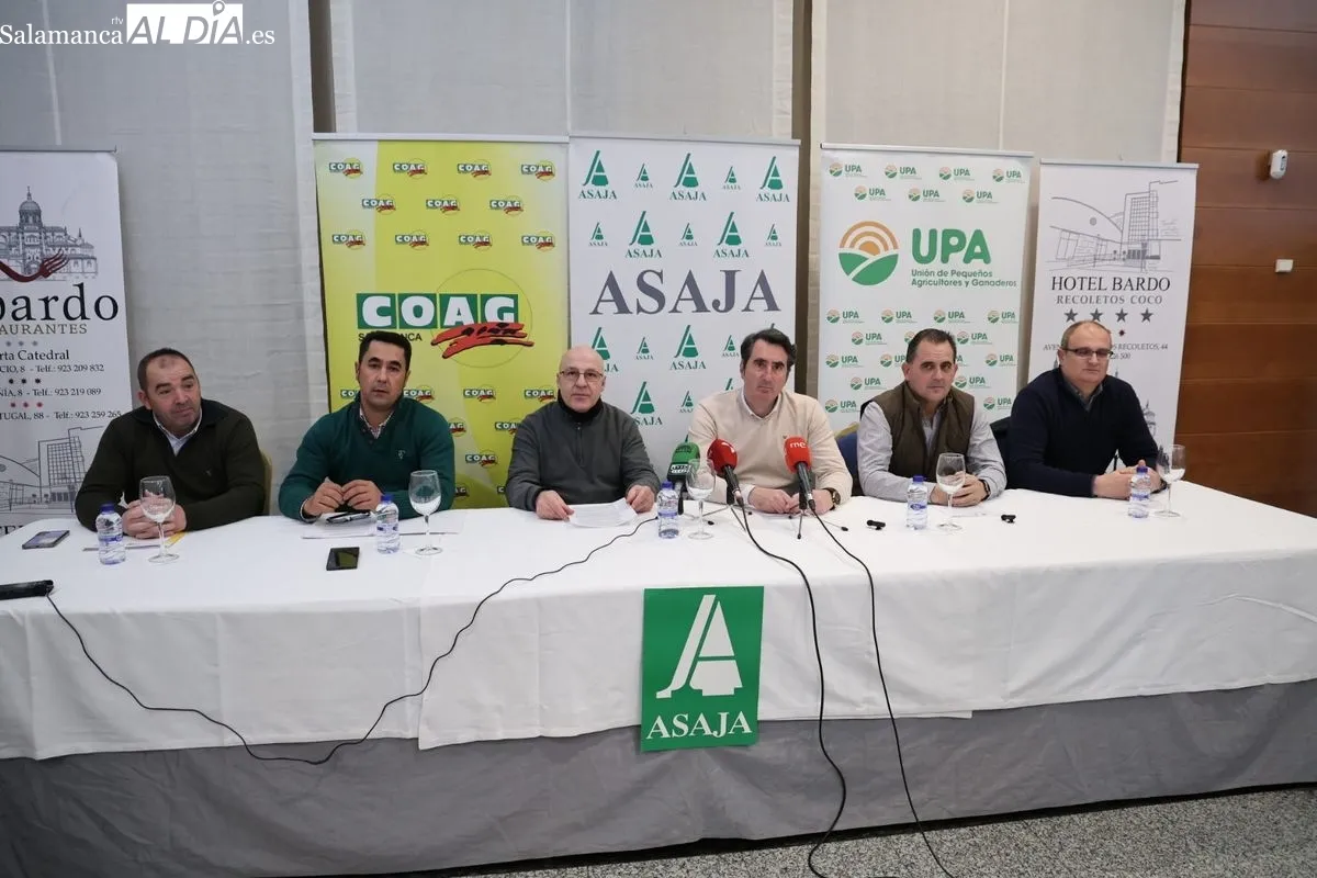 Rueda de prensa, este viernes, de las tres organizaciones agrarias, Asaja, COAG y UPA, en Salamanca. Foto de David Sañudo