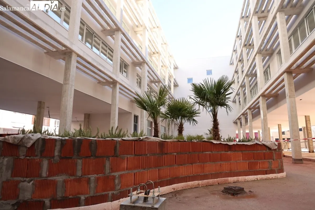 Obras del nuevo Centro de Convivencia para personas mayores o con movilidad reducida en el barrio Capuchinos. Foto de David Sañudo