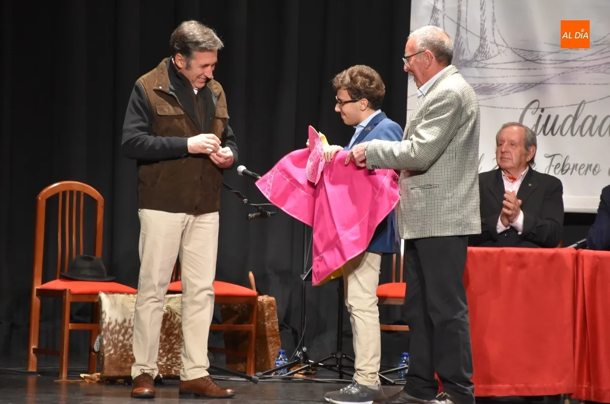 Foto 13 - El Bols&iacute;n premia al Ayuntamiento antes de una nueva fusi&oacute;n de los artes charro y gitano