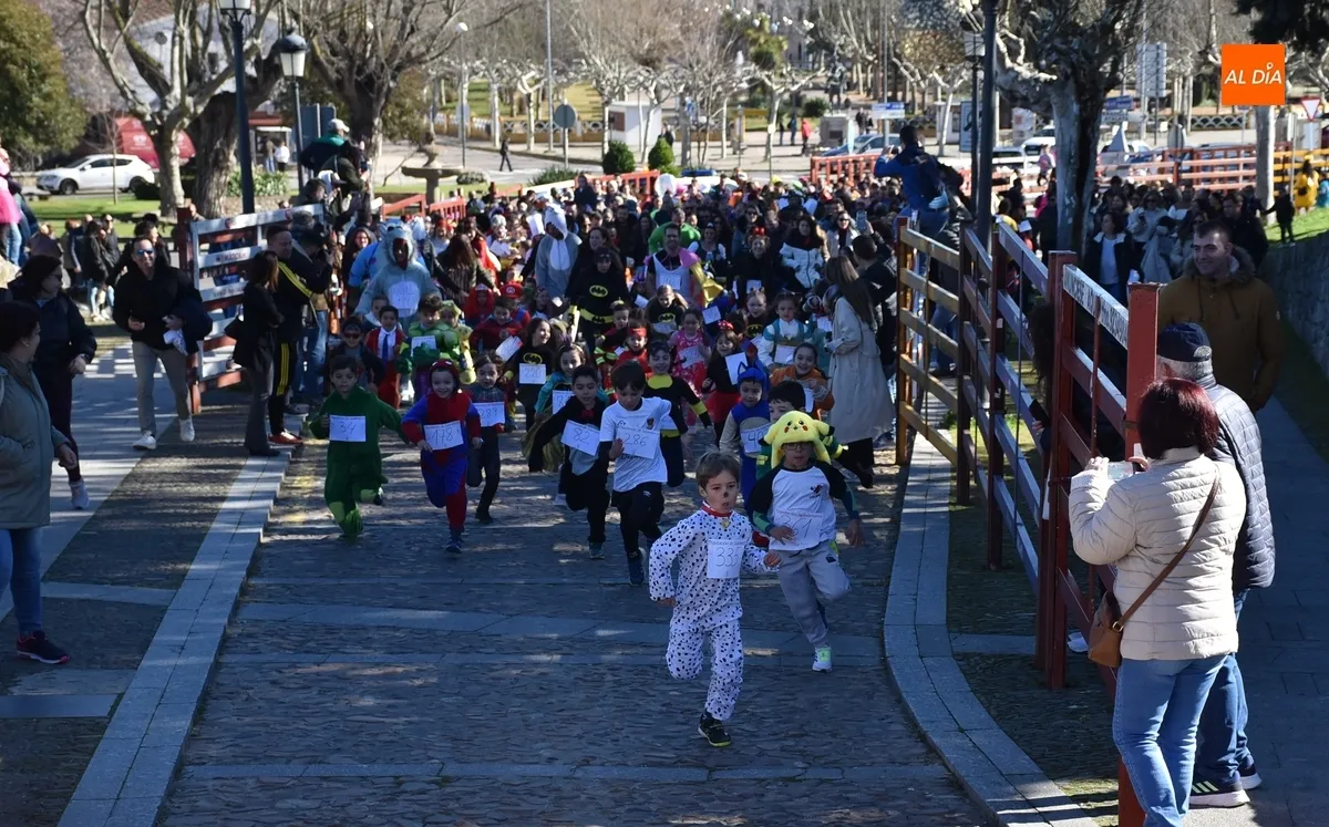Foto 8 - El Cross del Carnaval bate a lo grande su r&eacute;cord hist&oacute;rico al reunir a 954 participantes