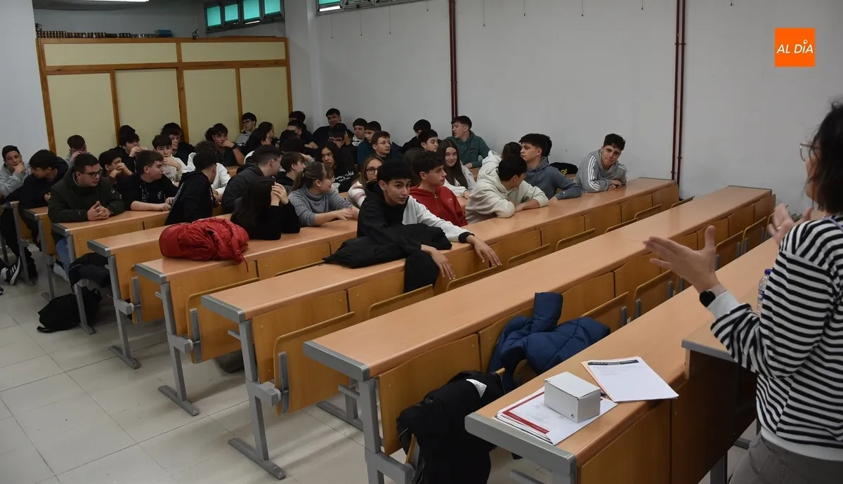 Foto 3 - El IES Tierra redondea su Semana de la Orientaci&oacute;n con las Ingenier&iacute;as como protagonistas