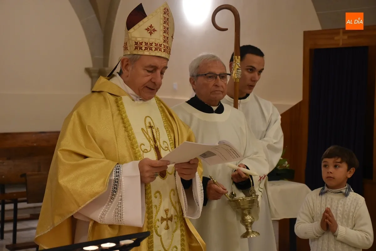 Foto 3 - Las religiosas renuevan su consagraci&oacute;n en una celebraci&oacute;n presida por el Obispo
