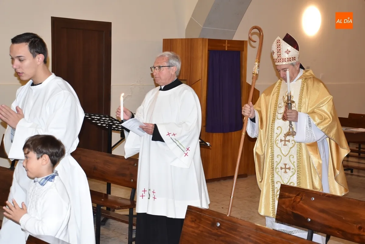 Foto 8 - Las religiosas renuevan su consagraci&oacute;n en una celebraci&oacute;n presida por el Obispo