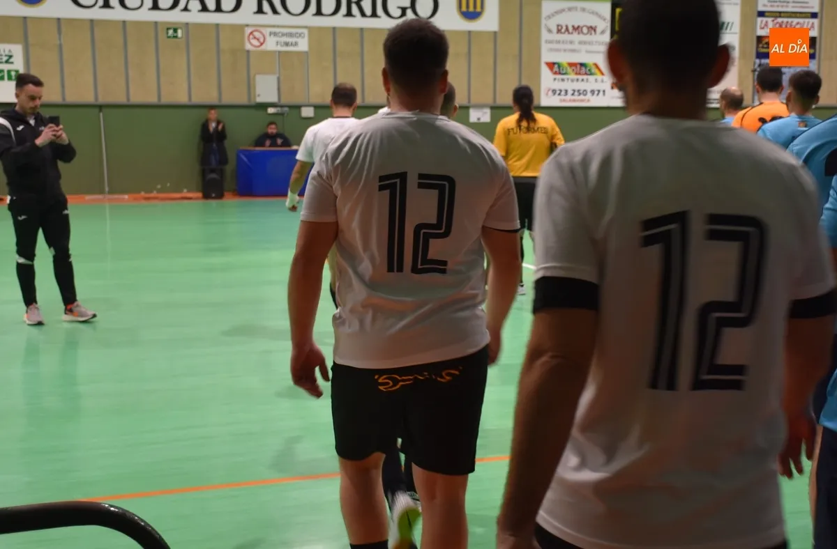 Foto 2 - El Mir&oacute;briga Futsal rinde homenaje a &Aacute;lvaro P&eacute;rez Ortega, cuyo recuerdo quedar&aacute; en Conde de Fox&aacute;