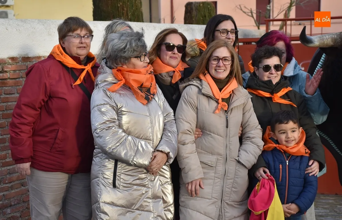 Foto 3 - Entregada a sus ganadores la cabeza naturalizada del Toro del Antruejo 2024