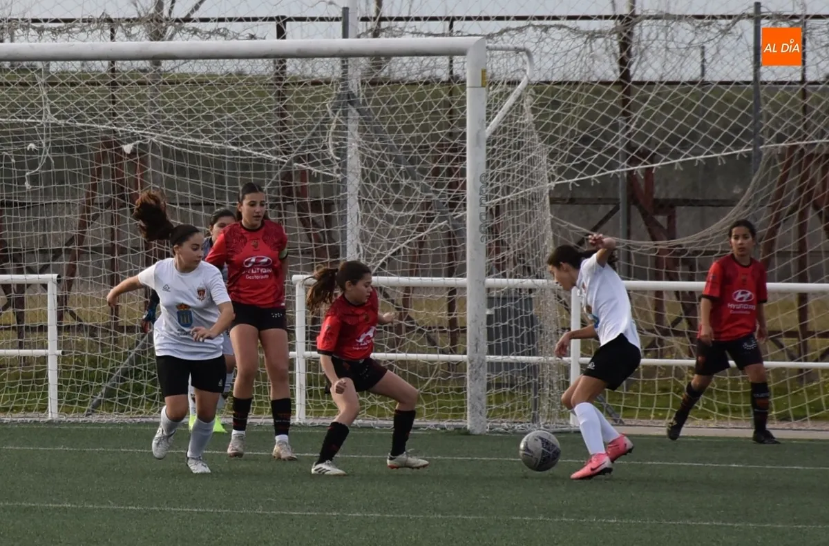 Foto 3 - El Infantil Femenino del Ciudad Rodrigo gana el partido aplazado en enero y adelantado al Carnaval