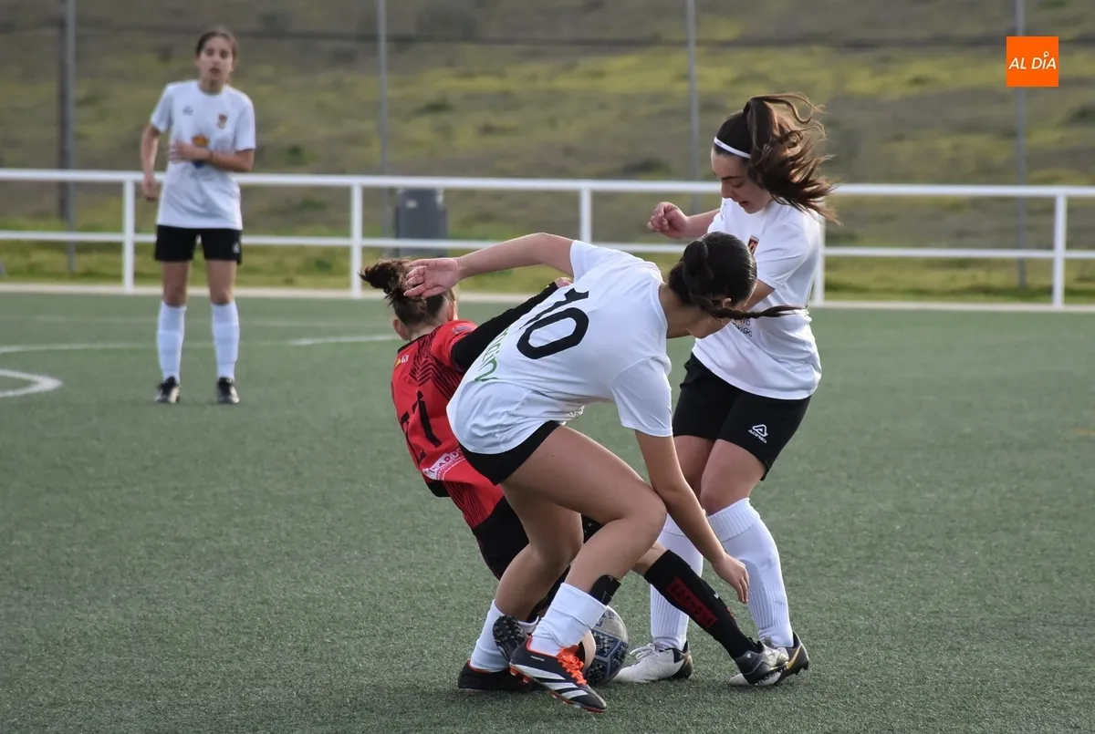 Foto 5 - El Infantil Femenino del Ciudad Rodrigo gana el partido aplazado en enero y adelantado al Carnaval