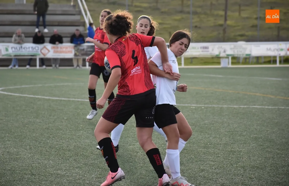 Foto 9 - El Infantil Femenino del Ciudad Rodrigo gana el partido aplazado en enero y adelantado al Carnaval