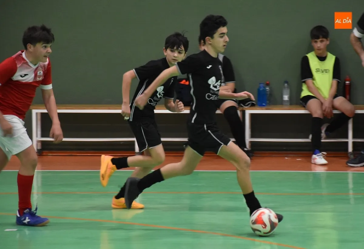 Foto 7 - El Infantil A y el Cadete del III Columnas ganan a La Alberca los aplazados de los Juegos Escolares