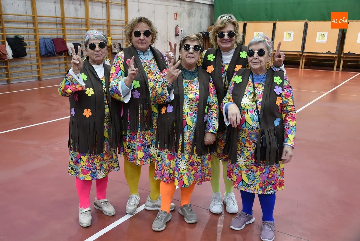 Foto 4 - Amanecer festeja el Carnaval homenajeando a Conrado y con su propia Corte de Honor