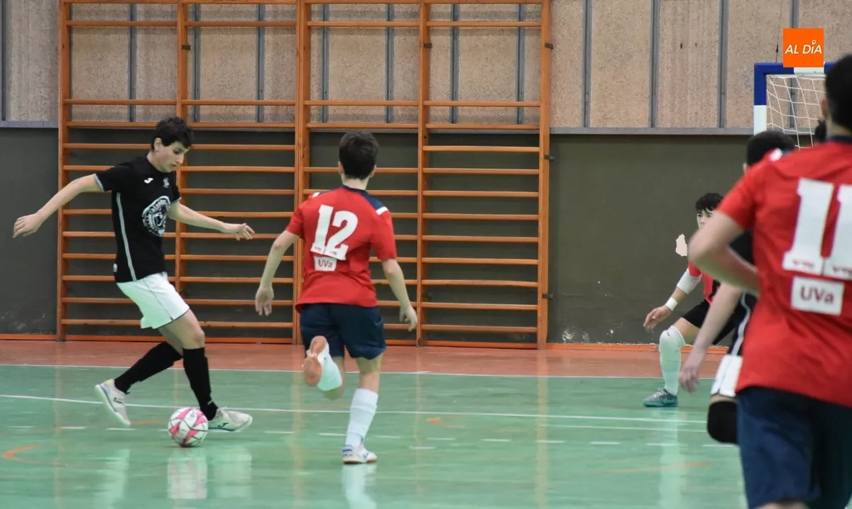 Foto 10 - Apote&oacute;sica victoria del III Cadete ante Tierno marcando el gol decisivo a menos de 2&rdquo; para el final