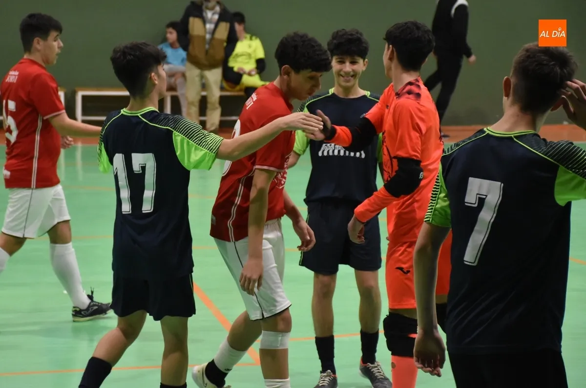 Foto 6 - El III Juvenil empata a 2&rdquo; para el final su duelo fraticida de los Juegos Escolares ante el III Cadete