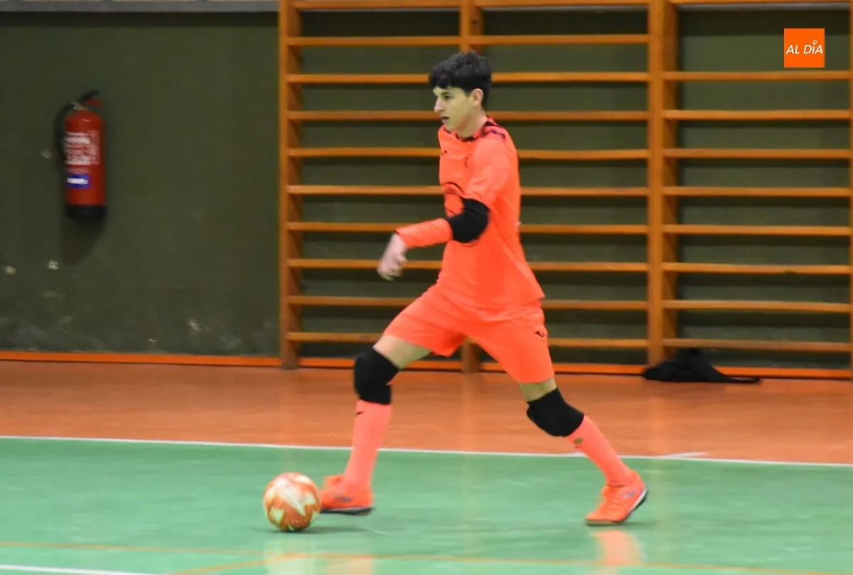 Foto 9 - El III Juvenil empata a 2&rdquo; para el final su duelo fraticida de los Juegos Escolares ante el III Cadete