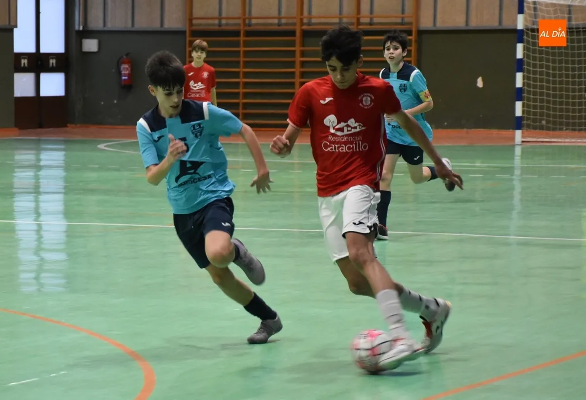 Foto 6 - El III Infantil confirma su candidatura al t&iacute;tulo con un partido magistral en el duelo entre 2&ordm; y 3&ordm;