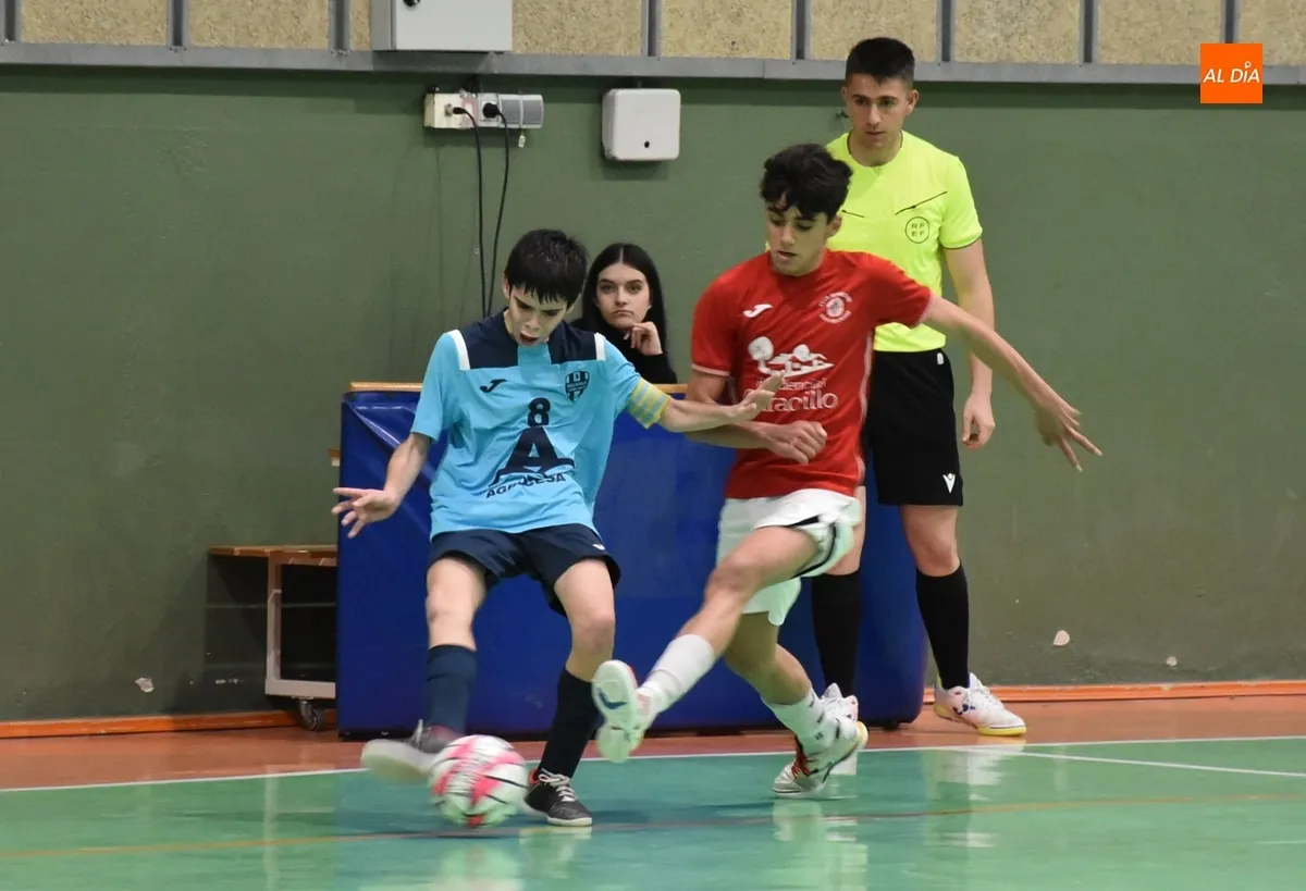 Foto 7 - El III Infantil confirma su candidatura al t&iacute;tulo con un partido magistral en el duelo entre 2&ordm; y 3&ordm;
